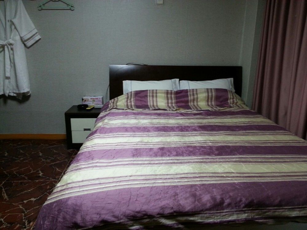 Coin Motel Пусан Экстерьер фото