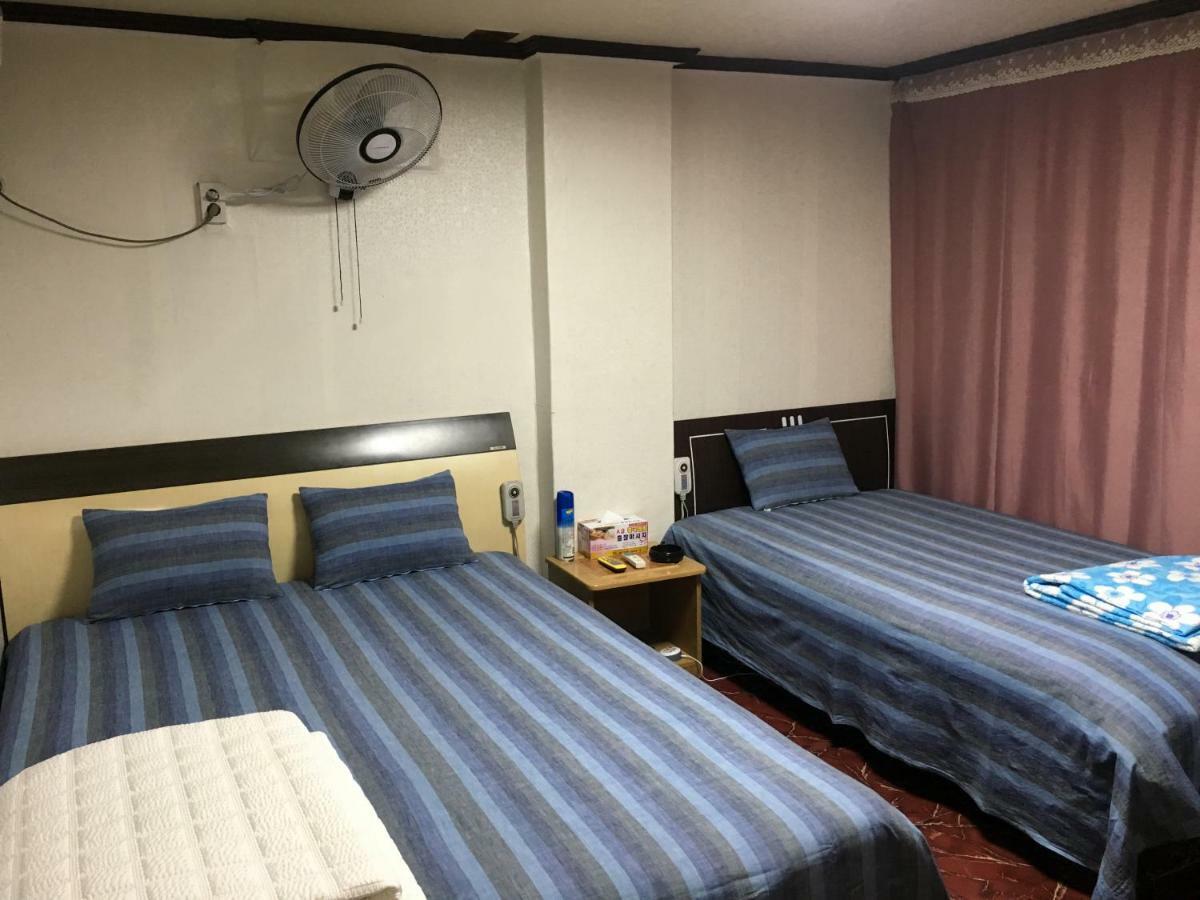 Coin Motel Пусан Экстерьер фото