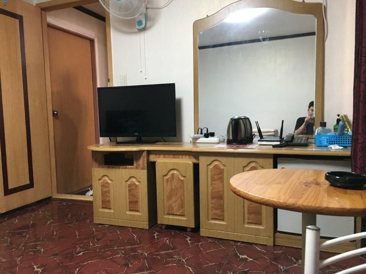 Coin Motel Пусан Экстерьер фото